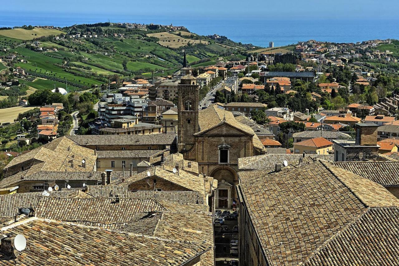 Alloggio "La Fonte" Fermo Luaran gambar