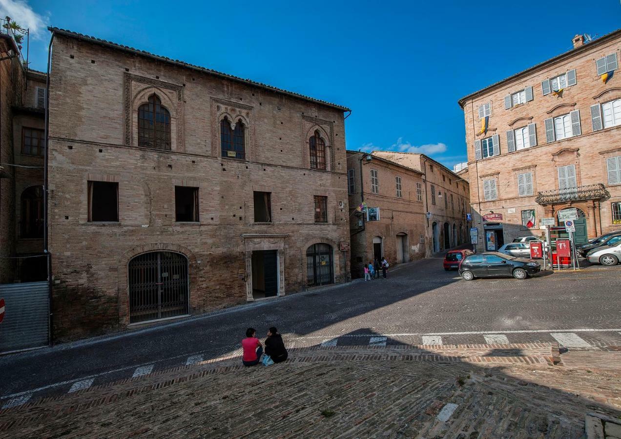 Alloggio "La Fonte" Fermo Luaran gambar