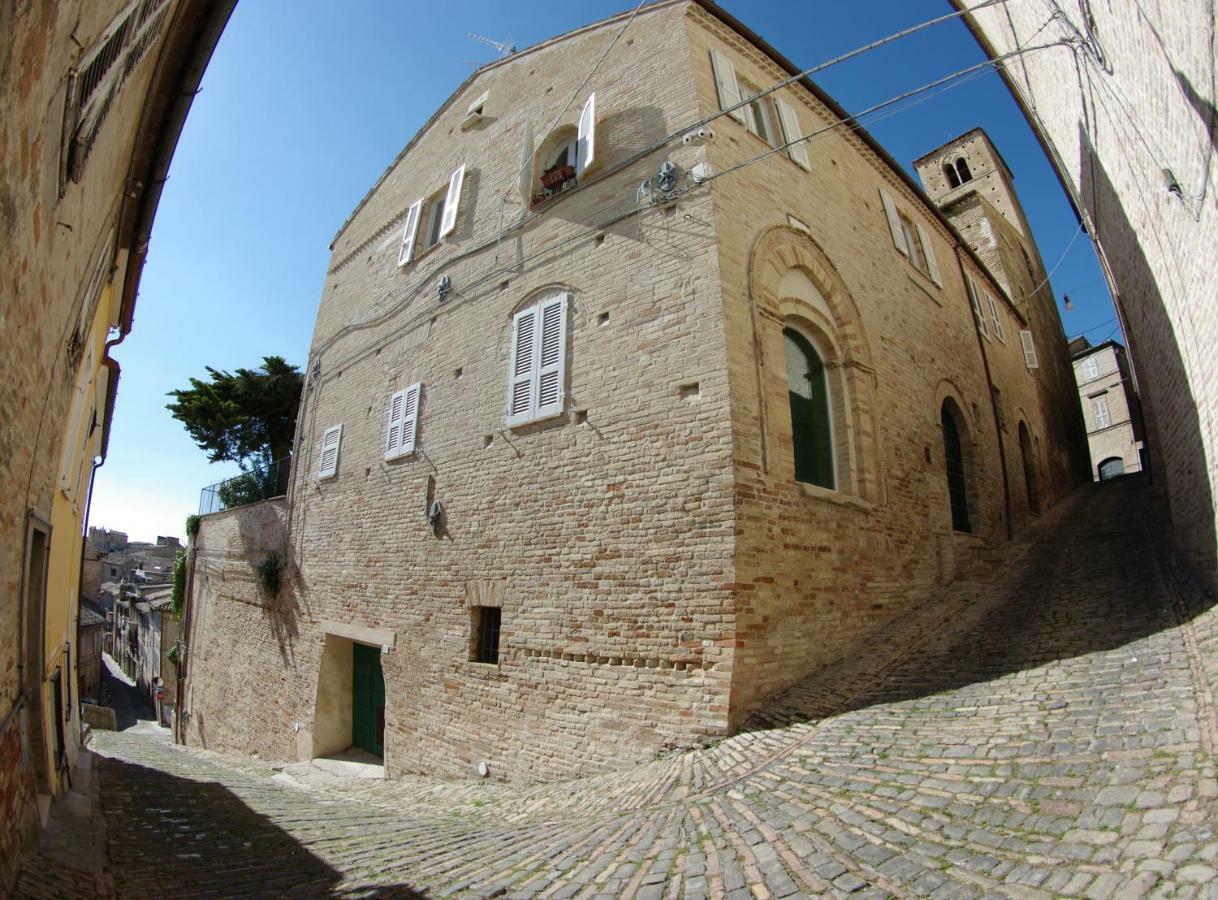 Alloggio "La Fonte" Fermo Luaran gambar