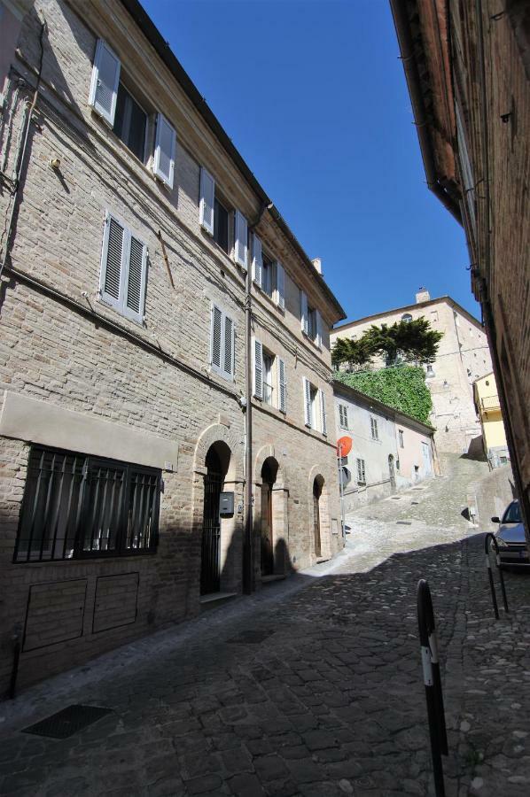 Alloggio "La Fonte" Fermo Luaran gambar